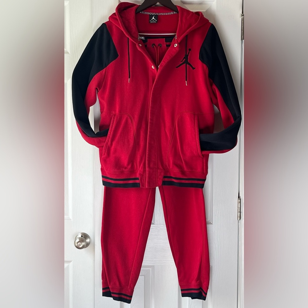 Jordan Men’s Tracksuit Set Medium Red Black Hoodie Jogger Set Jumpman